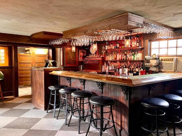 Barncastle Main image